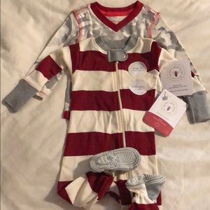 NWT burt’s bees baby onsie and footie pajama